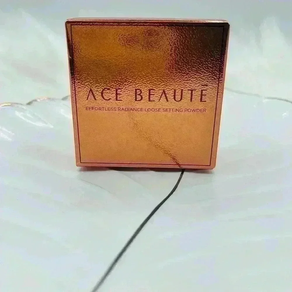 ACE BEAUTÉ Effortless Radiance Loose Setting Powder in Fair